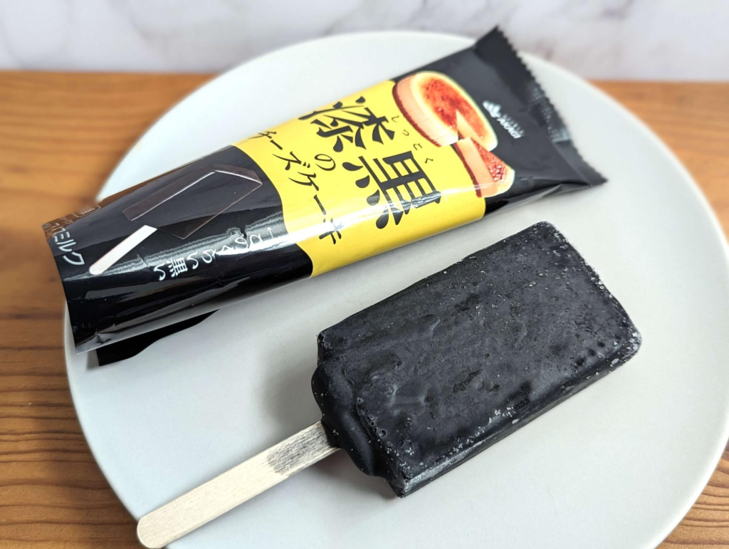 漆黒のチーズケーキアイスバー