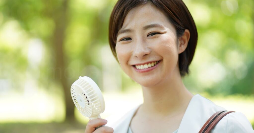 女性