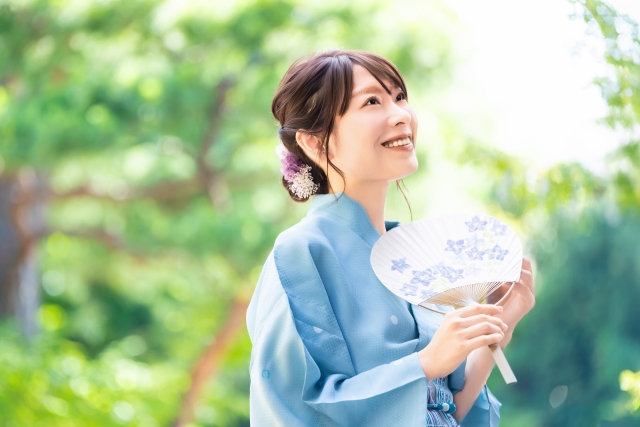 浴衣の女性